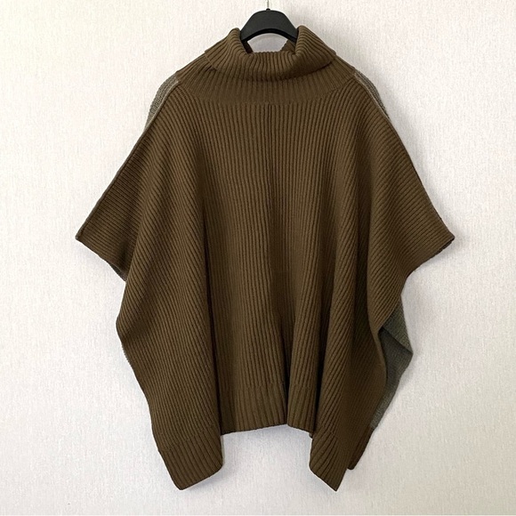 WILFRED Free Wellsh Turtleneck Wool Poncho Sweater - Picture 7 of 10
